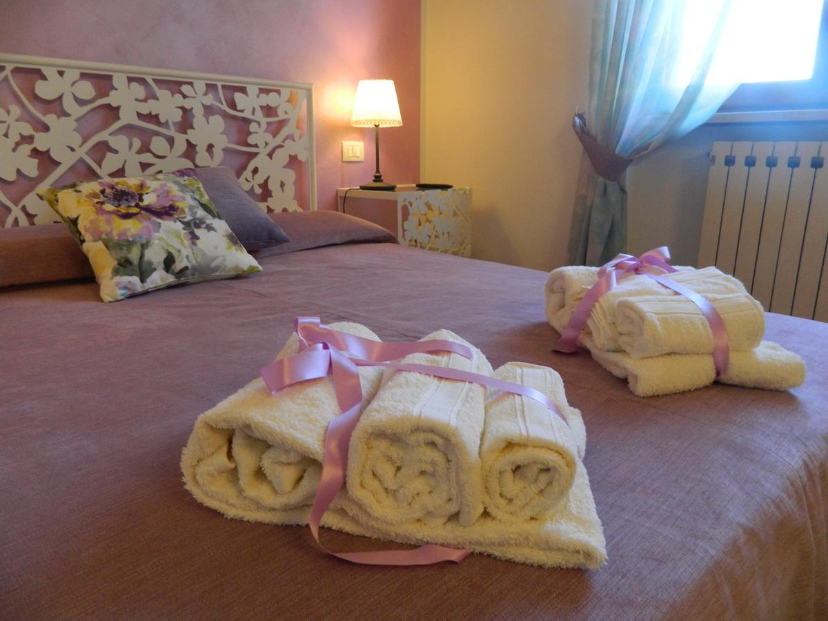 San Quirico dʼOrcia Affittacamere Casa Mac & Rose المظهر الخارجي الصورة